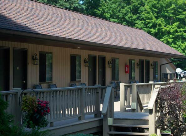 Tall Pines Motel Lake George Room photo