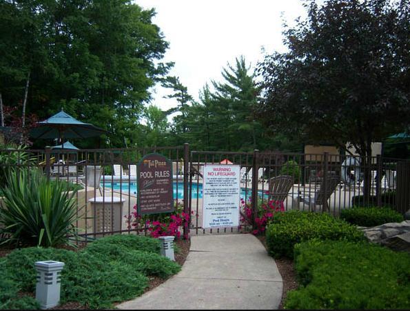Tall Pines Motel Lake George Exterior photo